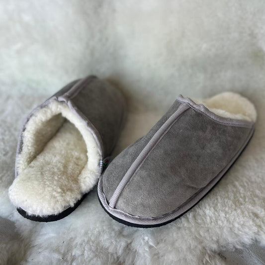 Oskava Sheepskin Slip Ons - Grey