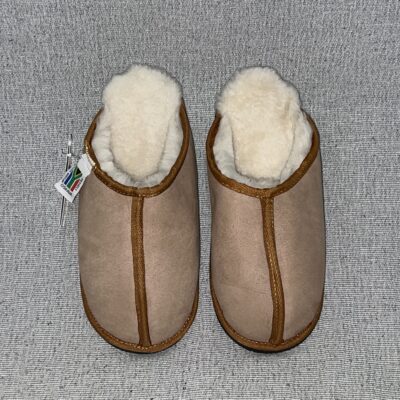 Sizes 3-7 Slip-on Standard